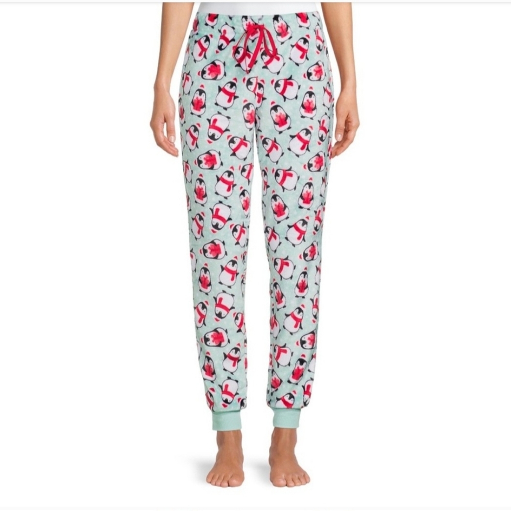 Bundle of 2 holiday pajama pants.